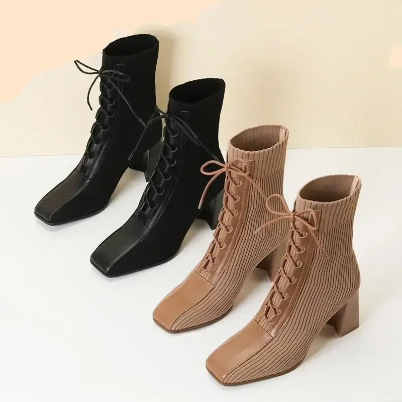 ZARA – Bottines orthopédiques à lacets confortables