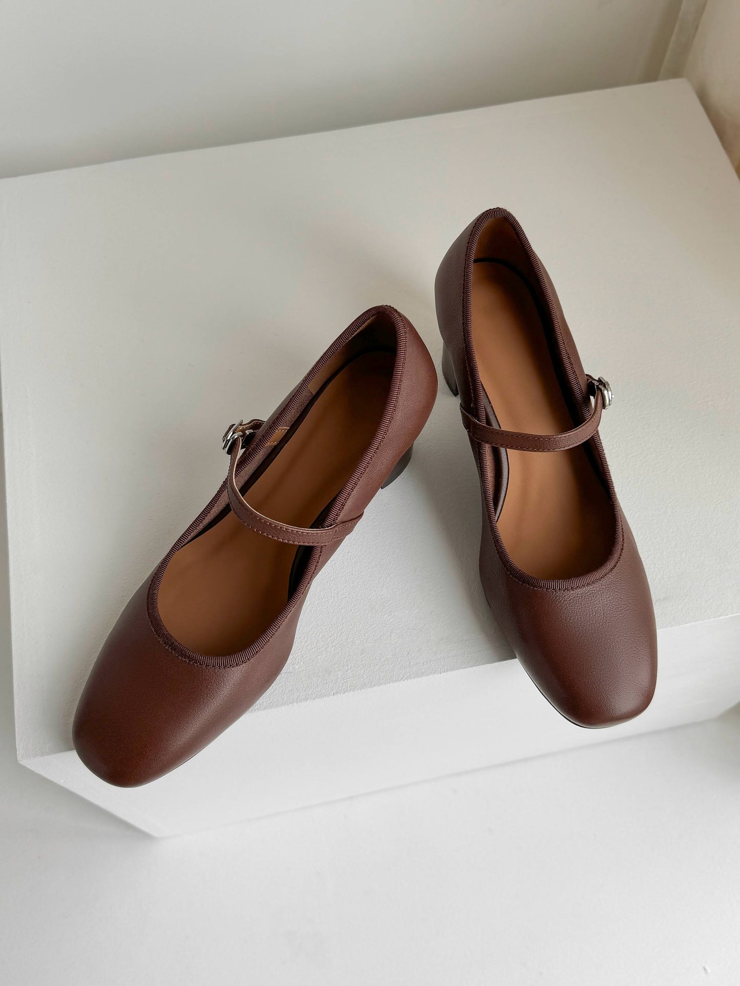 ZENA – Chaussures orthopédiques en cuir végétalien