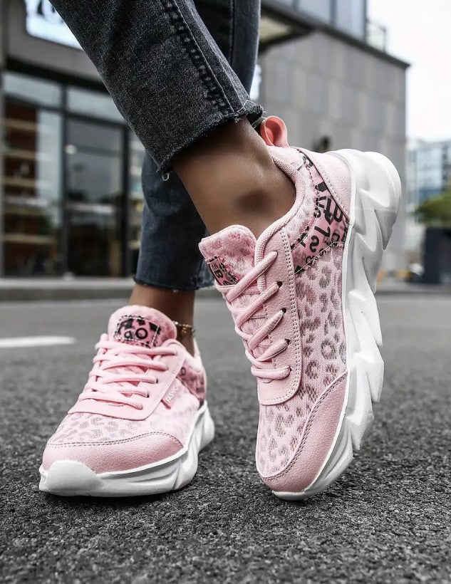 NOVA – Chaussures orthopédiques confortables pour femmes