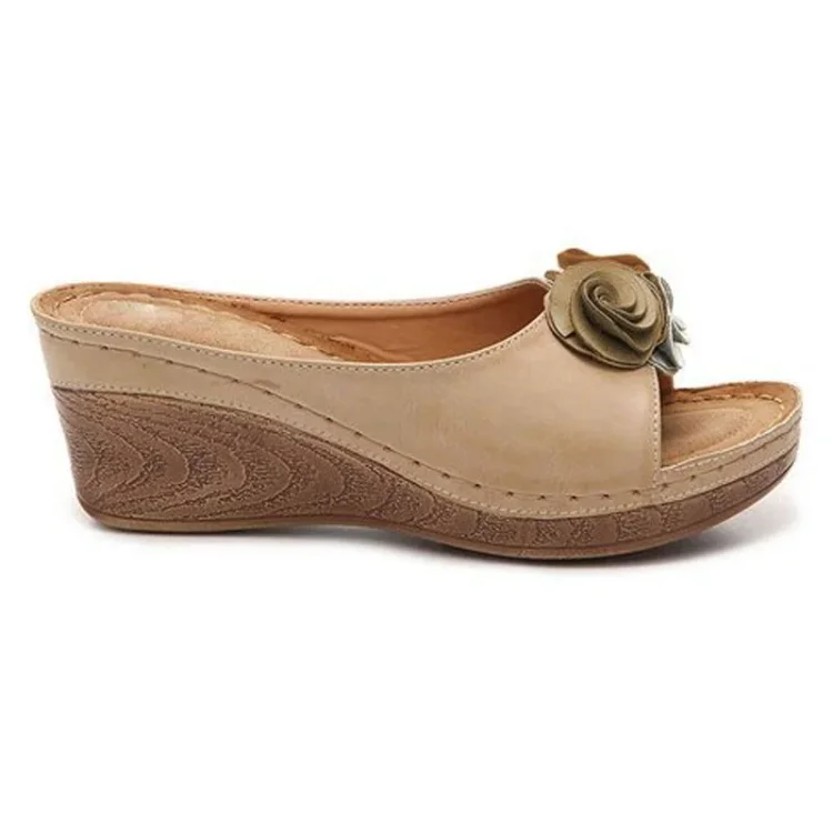 ZARA – Sandales orthopédiques à fleurs