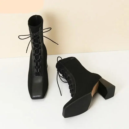 ZARA – Bottines orthopédiques à lacets confortables