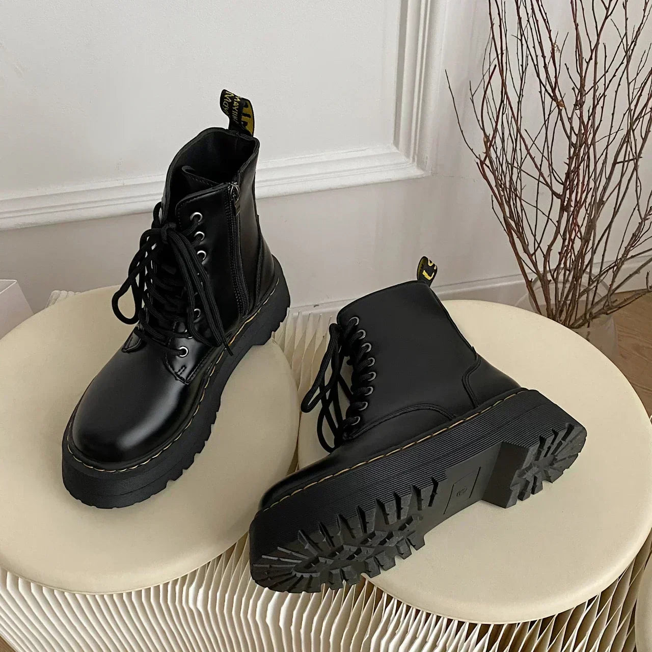 ZARA – Bottes orthopédiques en cuir pour femmes