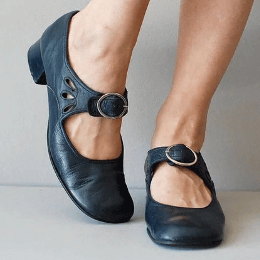 VYRA – Chaussures orthopédiques en cuir uniques