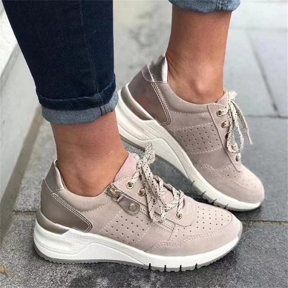 TINA – Chaussures orthopédiques sportives en daim