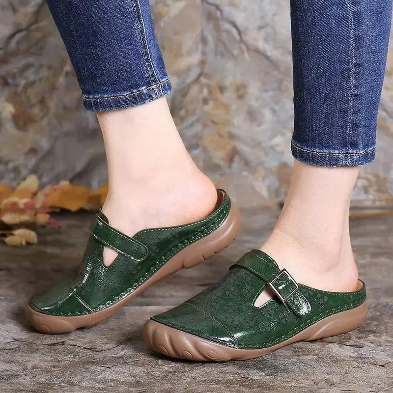 PU Leather Women Slippers Round Toe Summer Hollow Outdoor Flat Shoes Casual Leather Buckle Loafers Shoes Women Sandals WSH4459 