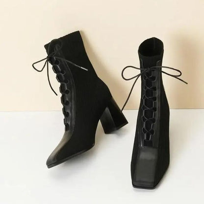 ZARA – Bottines orthopédiques à lacets confortables