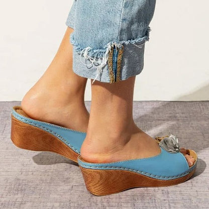 ZARA – Sandales orthopédiques à fleurs