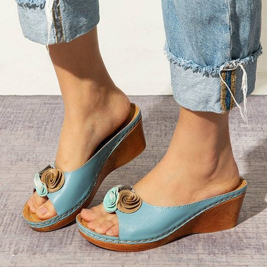 ZARA – Sandales orthopédiques à fleurs